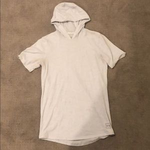 Short-Sleeve Hooded Under Armour T-Shirt